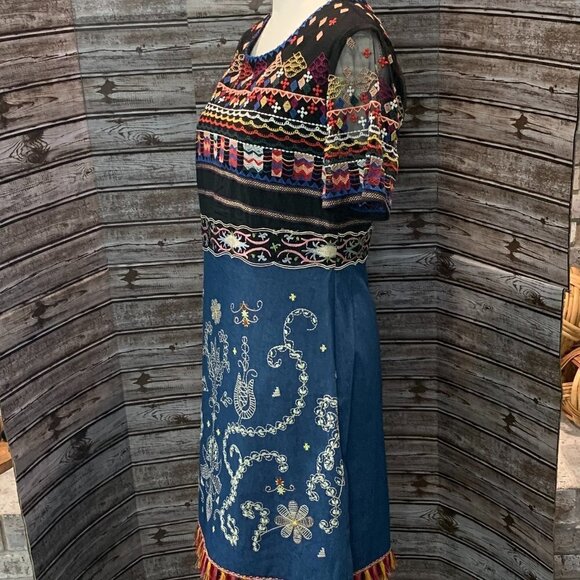 V CHRISTINA Boho Embroidered Denim Dress - Picture 7 of 8